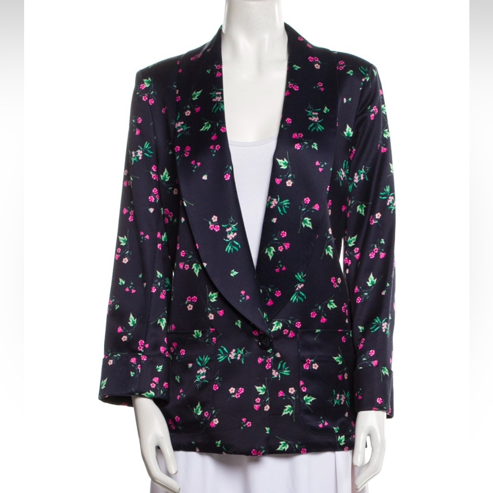 Racil navy floral blazer EUC no size tag fits like women’s medium